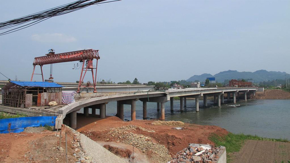 中鐵十四局液壓電動泵、液壓沖孔機(jī)應(yīng)用案例